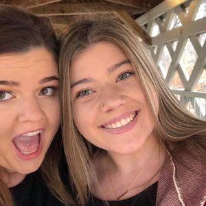 Meet your Posher, Hope